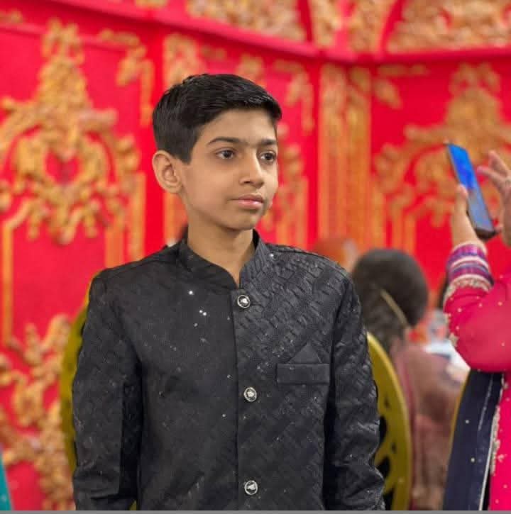 Ali Sher Qureshi, Social Media Manager and Chat Support Specialist